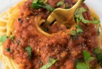 Easy Croatian Tomato Sauce Šalša