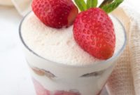 Fresh Strawberry Tiramisu