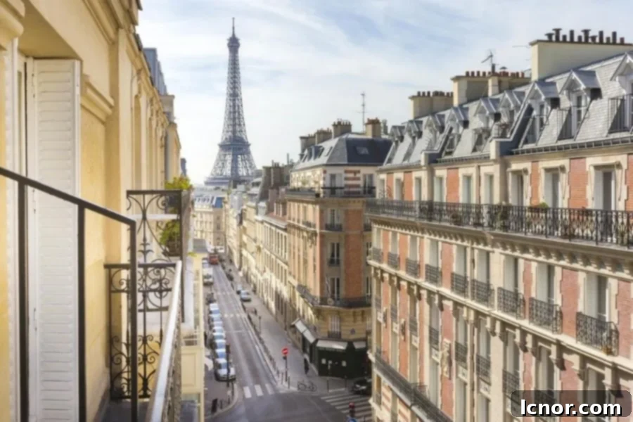 Paris Hotels with Views of the Eiffel Tower - Elysées Union