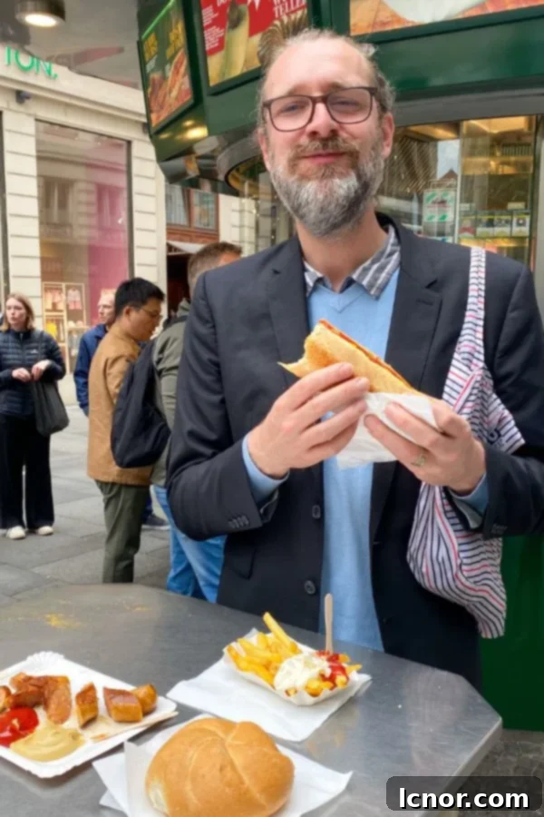 what to eat in Vienna : sausage stand