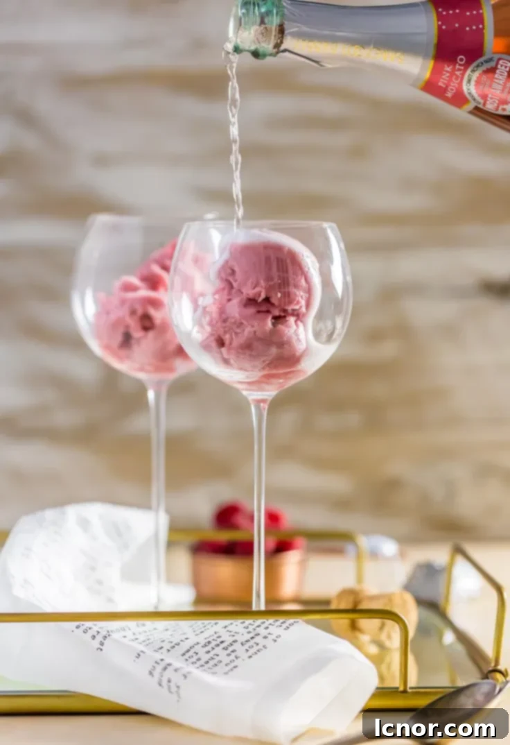 6 Romantic Valentine's Day Cocktails. Drool-worthy drinks. | ahedgehoginthekitchen.com