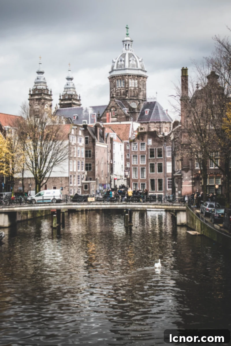 Amsterdam Hotel Review - a Romantic Stay at the Hotel Die Port Van Cleve. ahedgehoginthekitchen.com