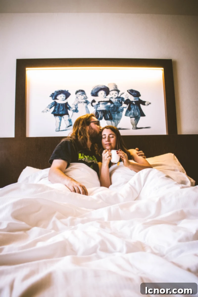 Amsterdam Hotel Review - a Romantic Stay at the Hotel Die Port Van Cleve. ahedgehoginthekitchen.com