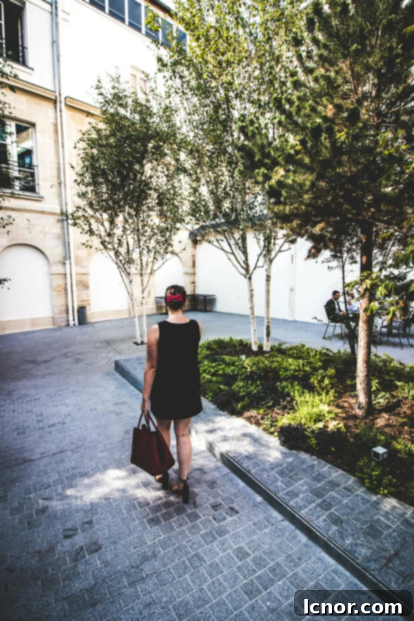 Beaupassage Paris - A Serene Culinary Pathway