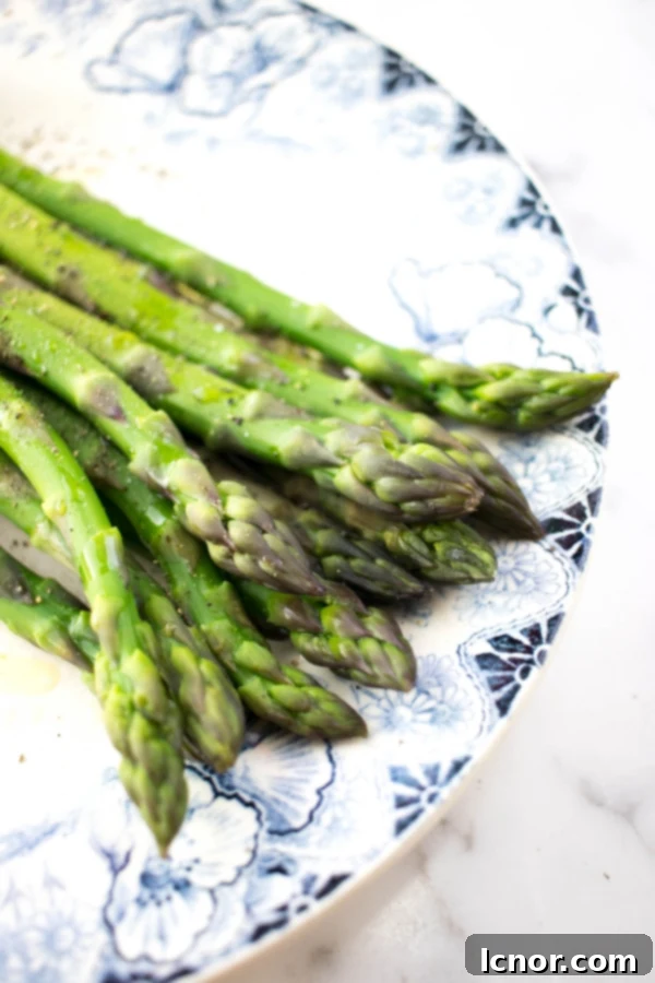 Steamed Asparagus